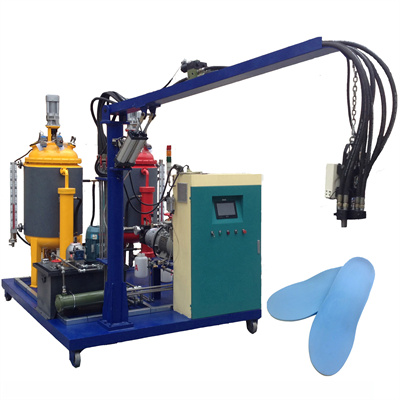 een PU-gietmachine voor polyurethaanschuim / filter PU-schuimmachine / PU-injectiemachine / polyurethaanmachine / meer dan tien jaar productie-ervaring